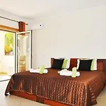 Villa Anna By Algarve Vacation Albufeira