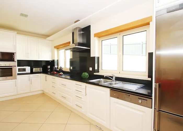 Villa Anna By Algarve Vacation *